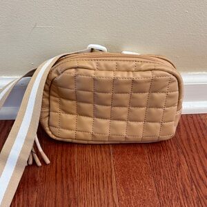 Tan Quilted Beltbag